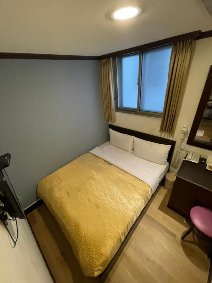 Holiday Business Hotel T'ai-tung Exteriér fotografie
