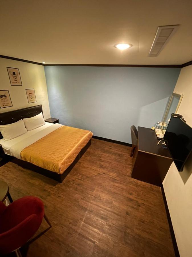 Holiday Business Hotel T'ai-tung Exteriér fotografie