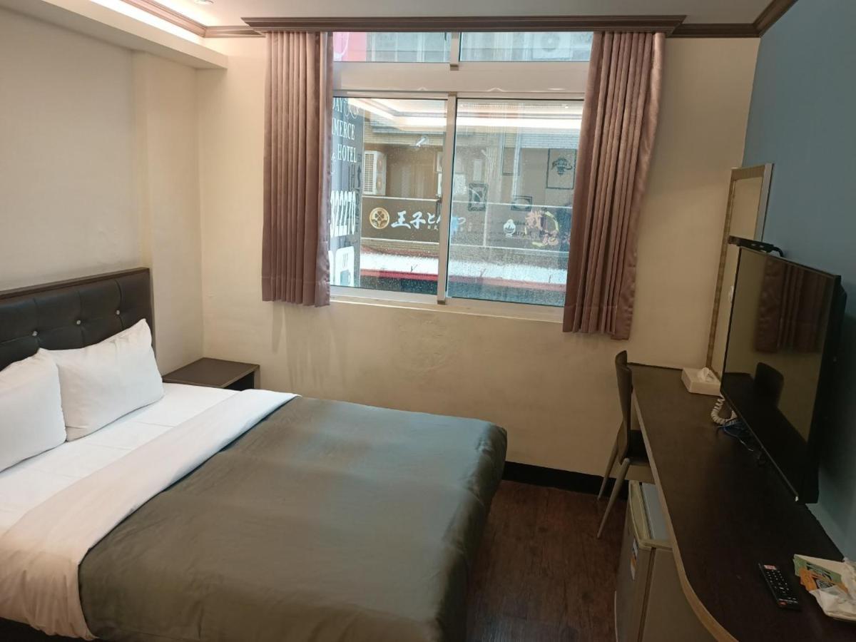 Holiday Business Hotel T'ai-tung Exteriér fotografie